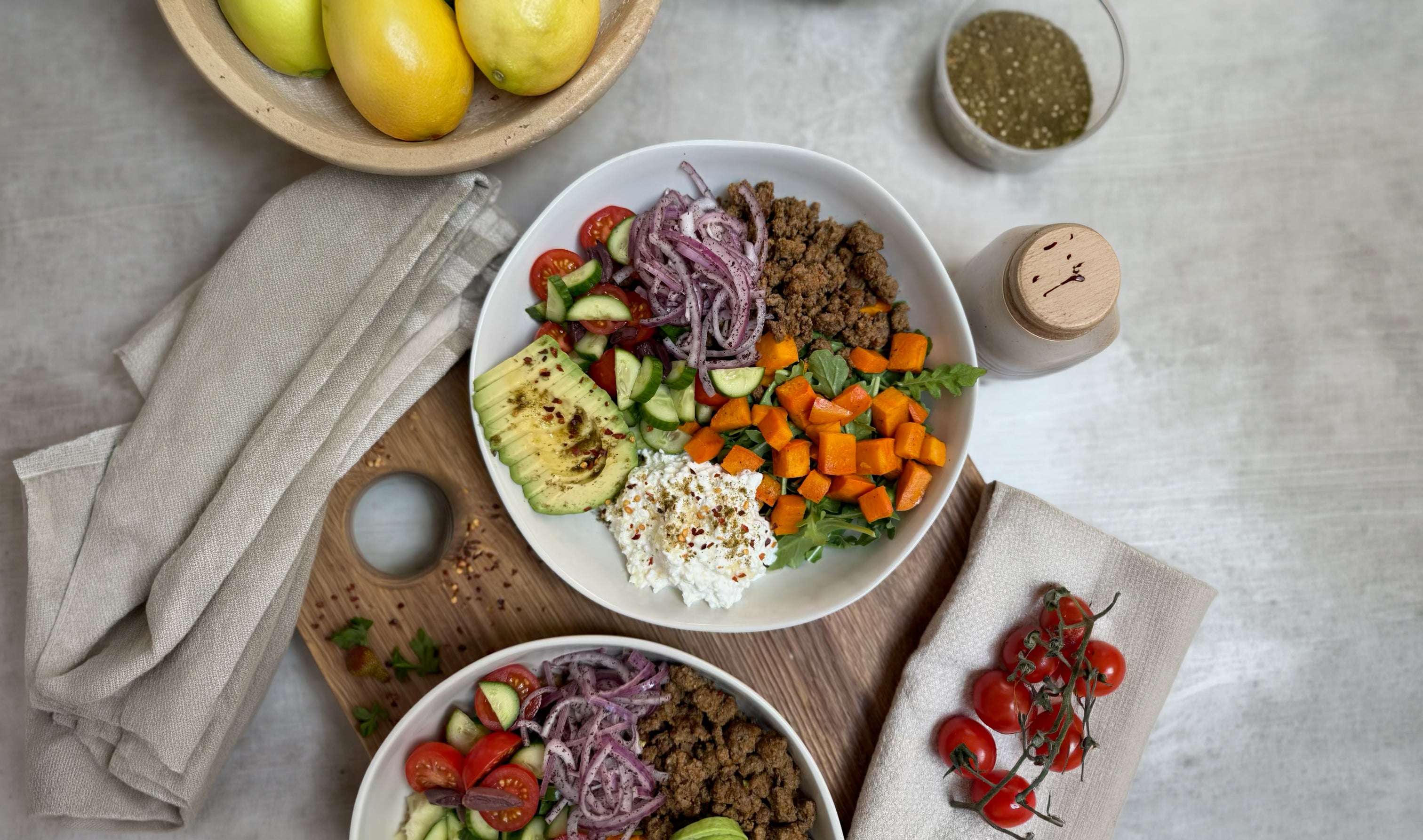 Mediterranean Cottage Cheese Beef Bowl