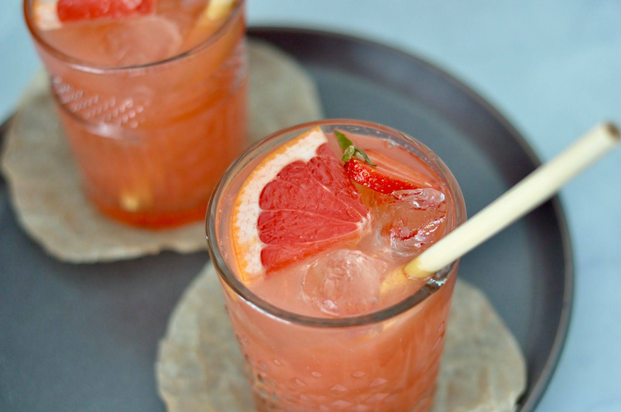 Sunshine Squeeze Electrolytes, a hydrating fertility-friendly drink - WeNatal